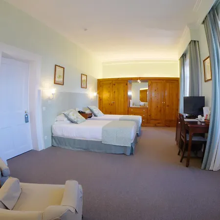 מלון Quinta Da Penha De Franca 4*